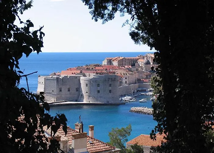 アパート Suncana 2 ドゥブロブニク