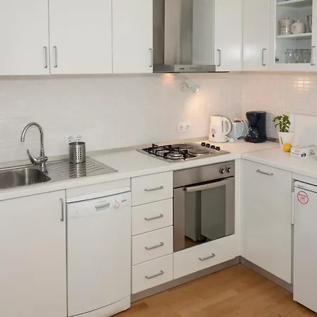 Suncana 2 Apartmán *